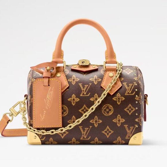 Louis Vuitton Handbags - Classic Louis Vuitton Bag: A Stylish and Versatile Choice for Elegance